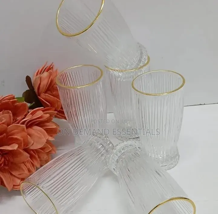 6pcs Borosilicate Juice/ Water Glasses With a Gold Rim