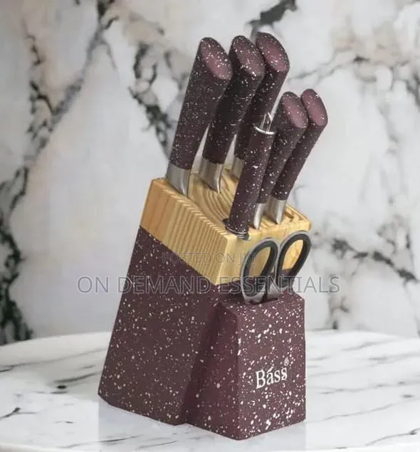 8pcs High Quality Bass Knives With a Bamboo Wooden Stand