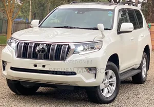 Toyota Land Cruiser Prado 2.8 2021 White