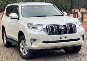 Toyota Land Cruiser Prado 2.8 2021 White