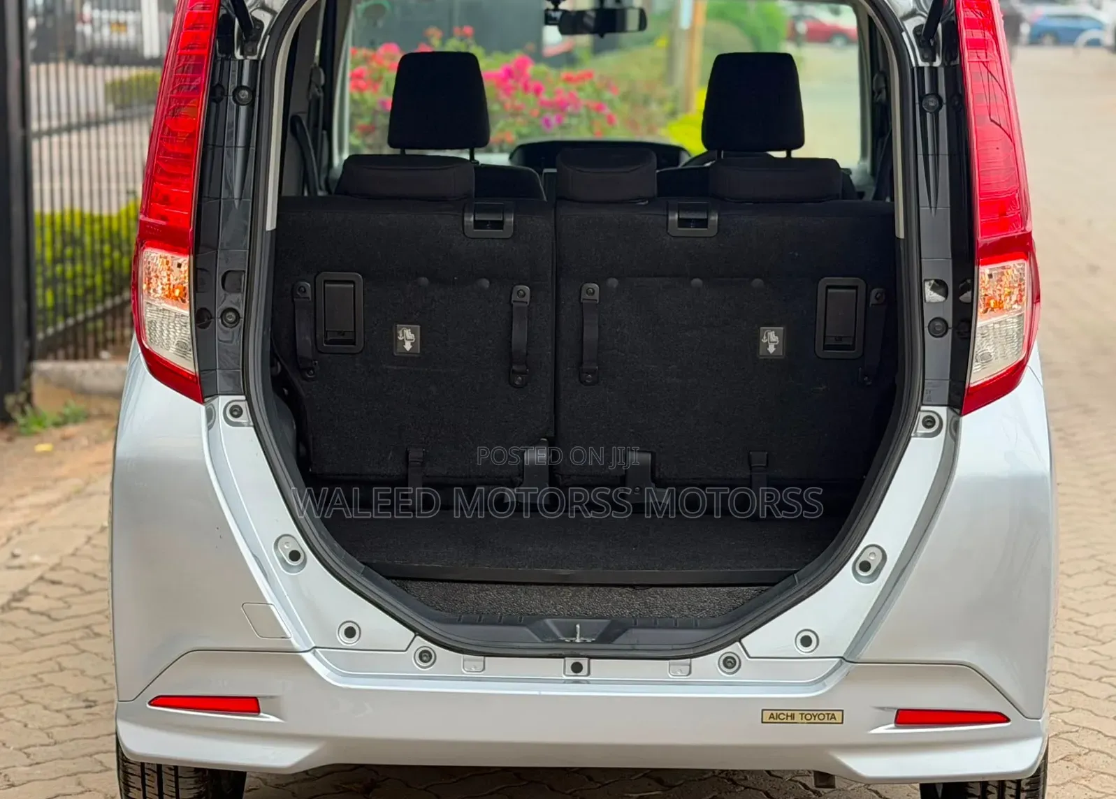 Toyota Roomy 2019 Silver