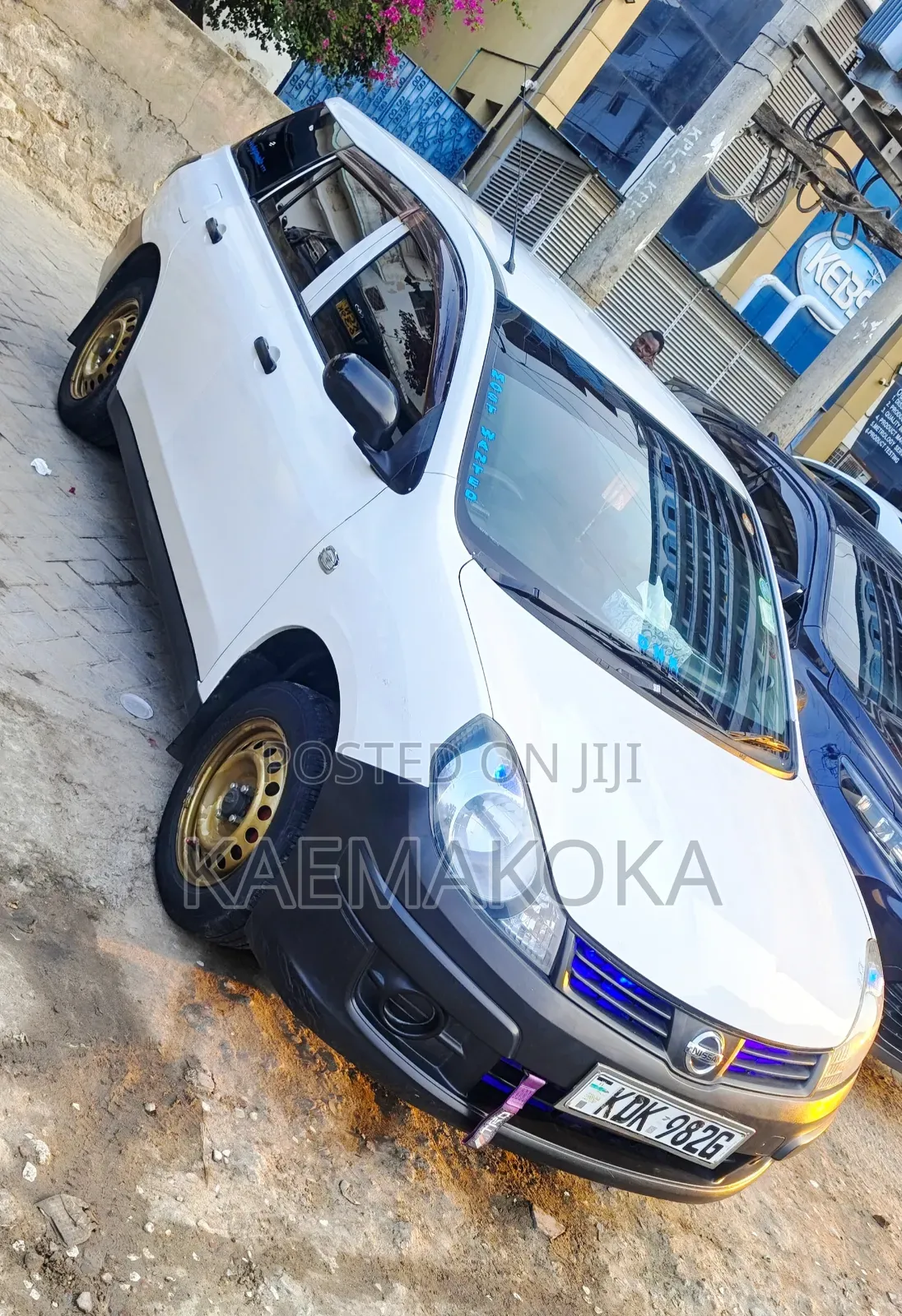 Nissan Advan 2015 White