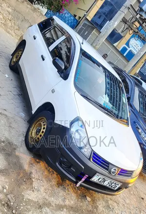 Nissan Advan 2015 White