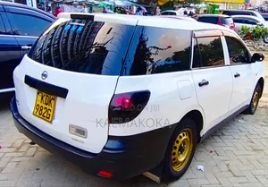 Nissan Advan 2015 White