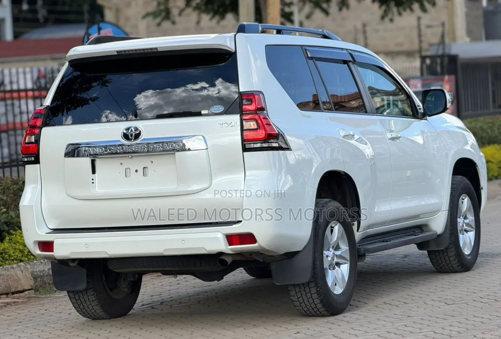 Toyota Land Cruiser Prado 2019 White