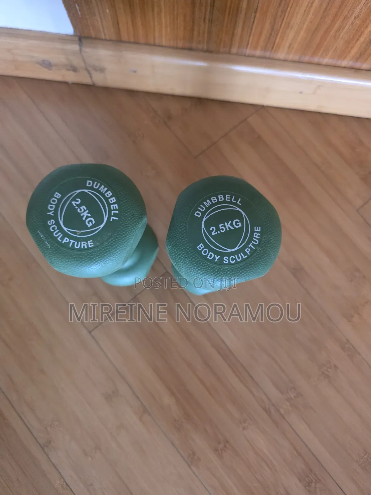 2 Dumbbells - 2.5kg Each