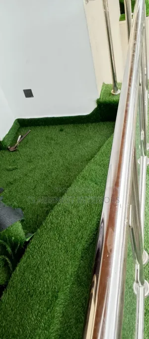 Instant Freshness to Your Balcony, Green Artificial Grass Carpet