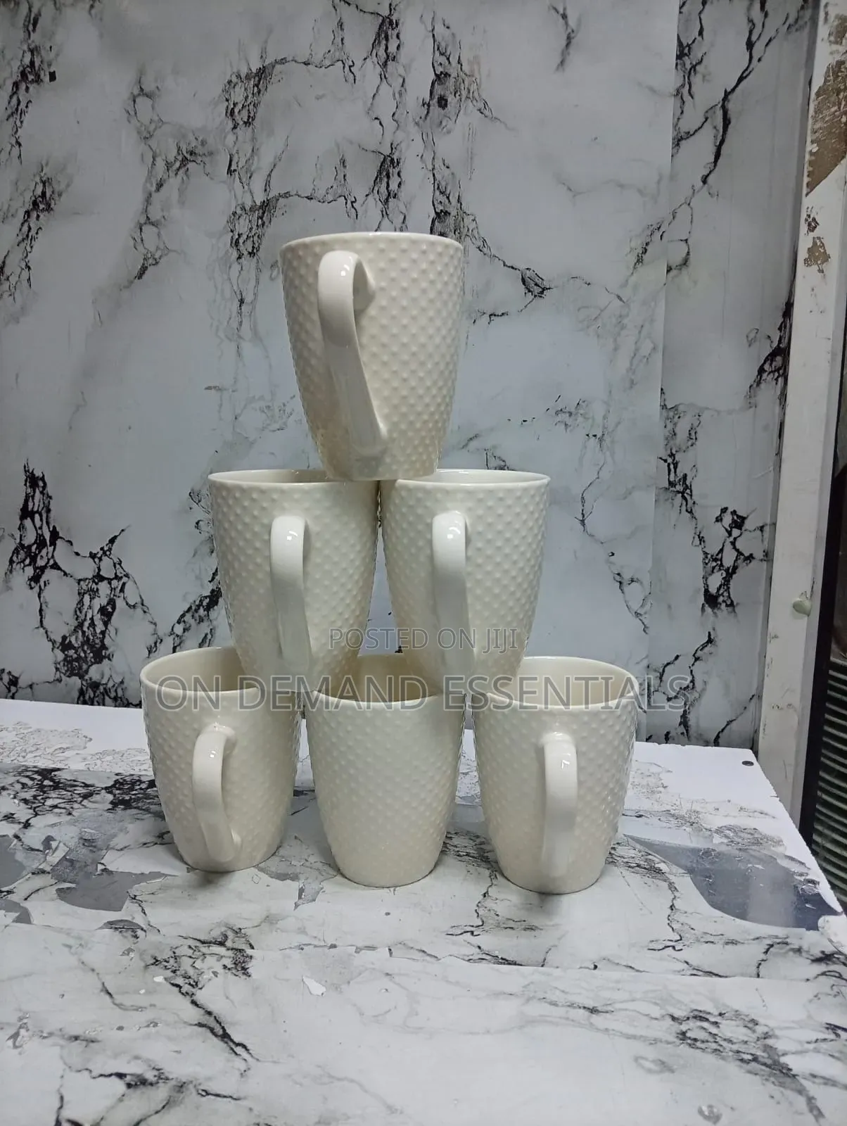 Creamish Ceramic Mugs
 *Capacity:* 350ml