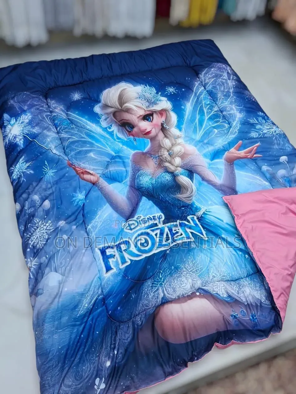 4PC Cartoon Themed Duvet Set Size: 4*6