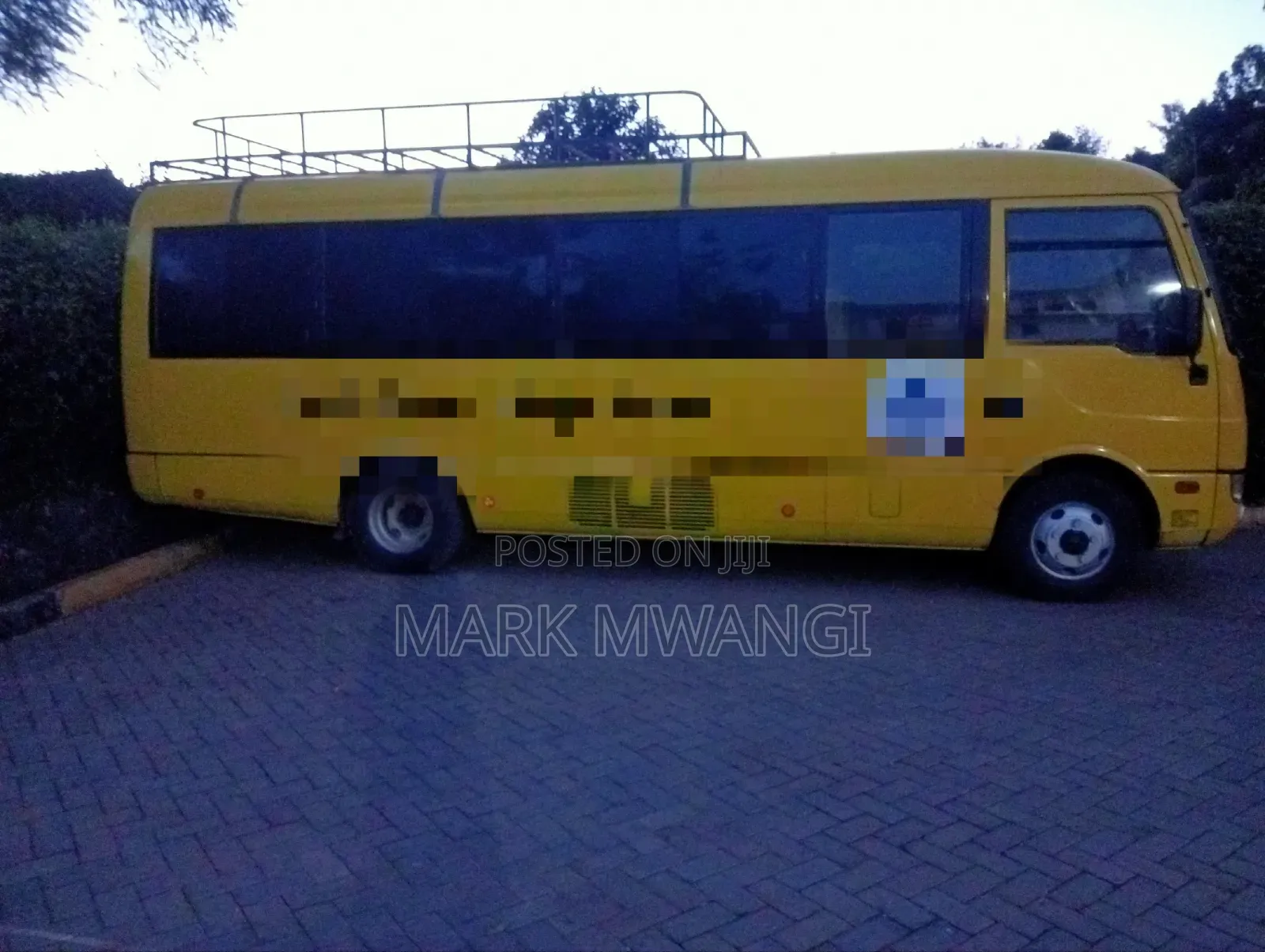 Mitsubishi Fuso Rosa 2007 Yellow