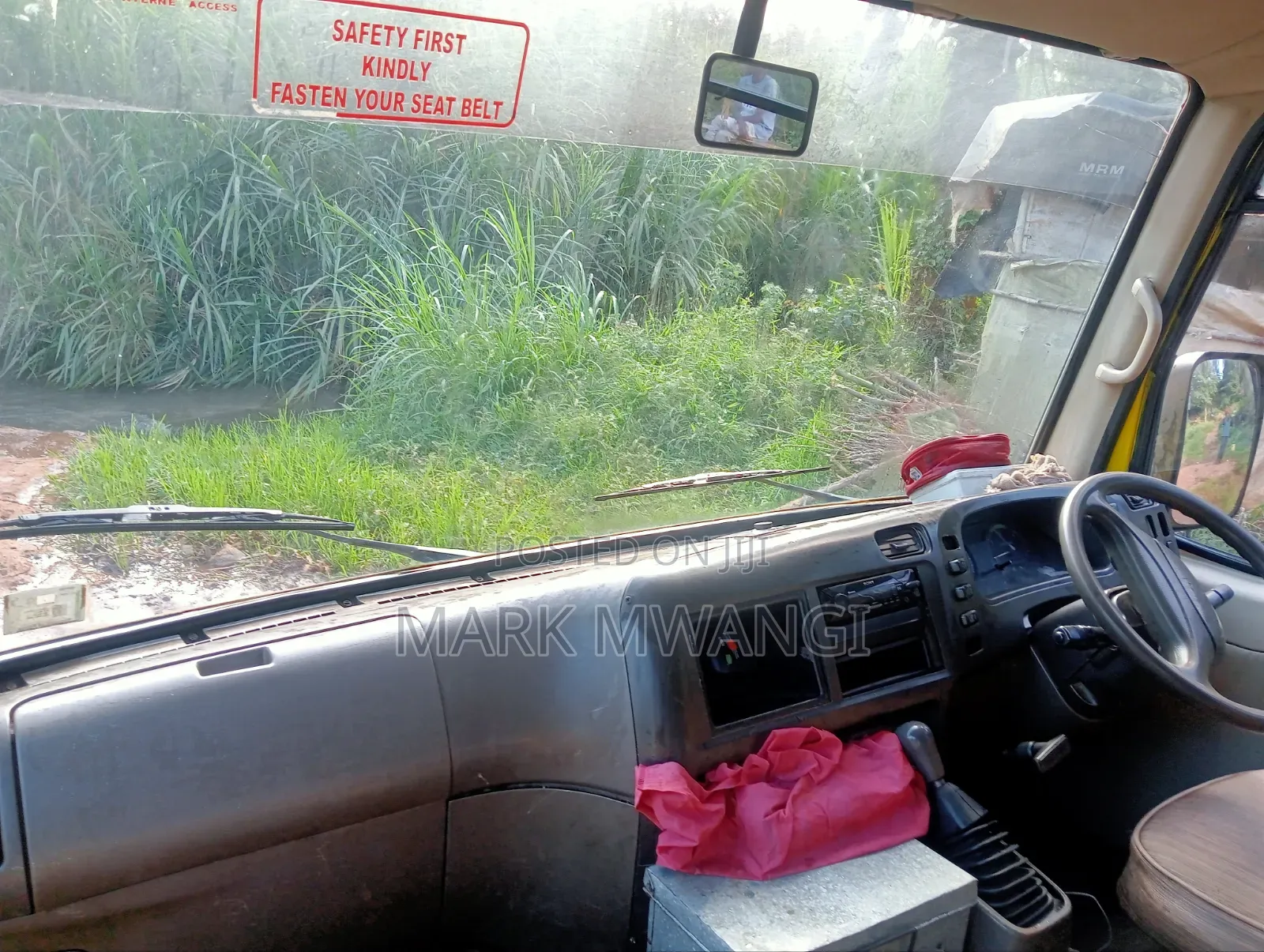 Mitsubishi Fuso Rosa 2007 Yellow