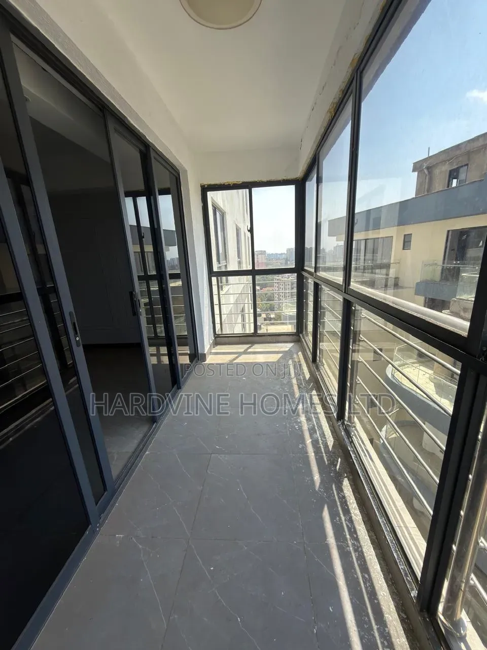 4bdrm Apartment in Valley Arcade for rent