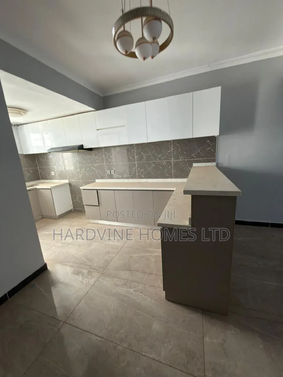 4bdrm Apartment in Valley Arcade for rent