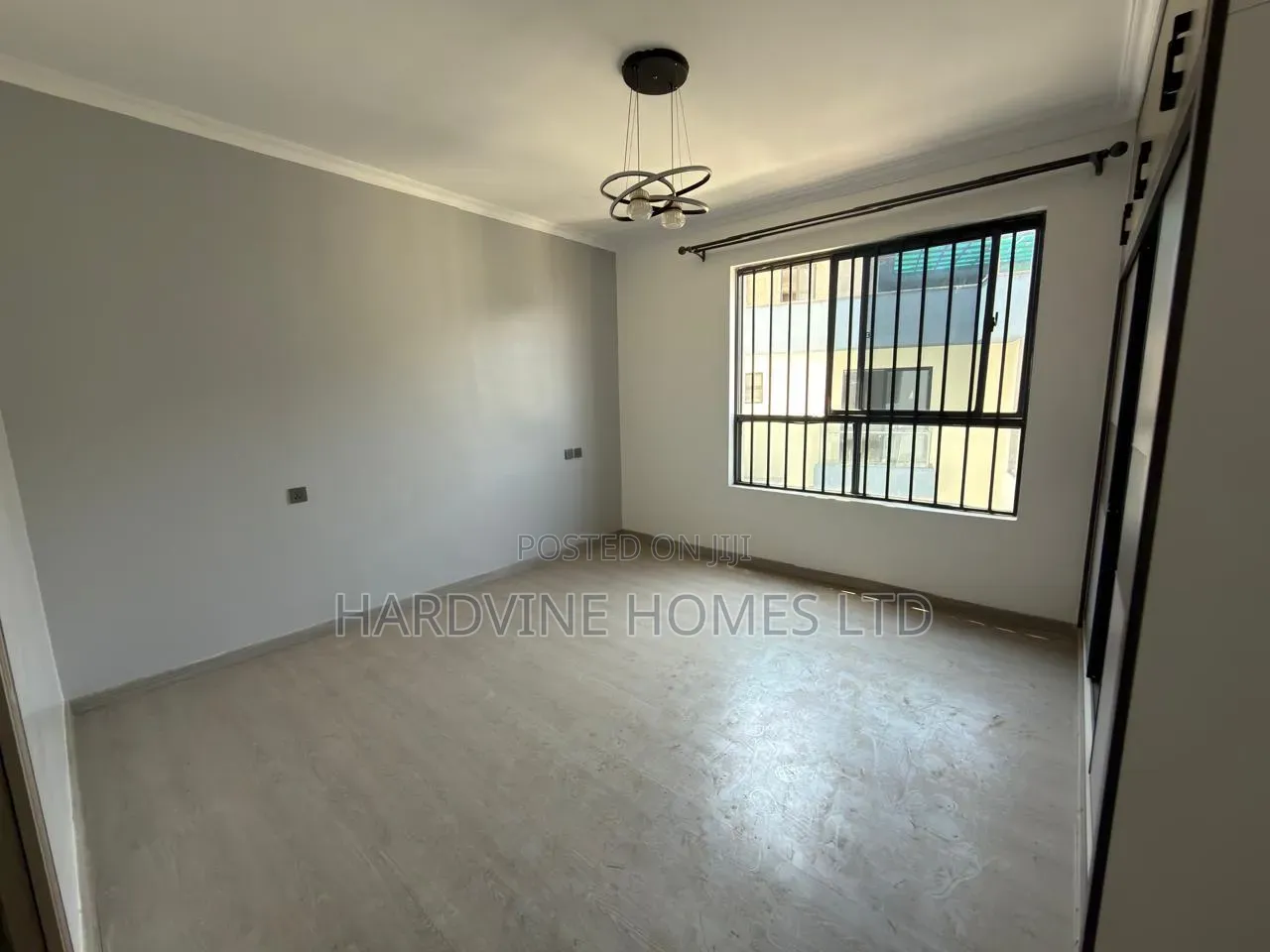 4bdrm Apartment in Valley Arcade for rent