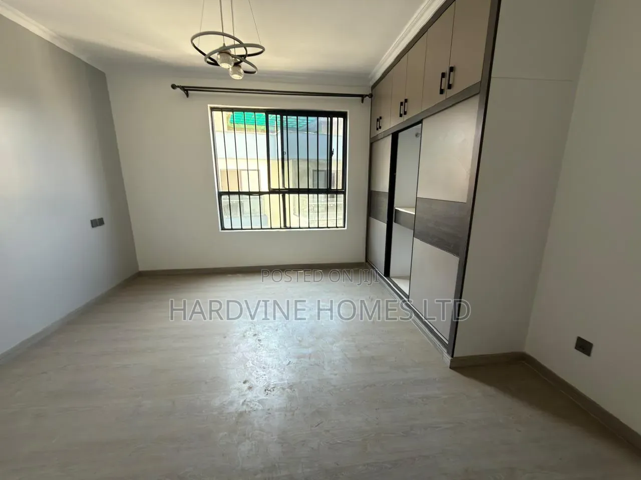 4bdrm Apartment in Valley Arcade for rent