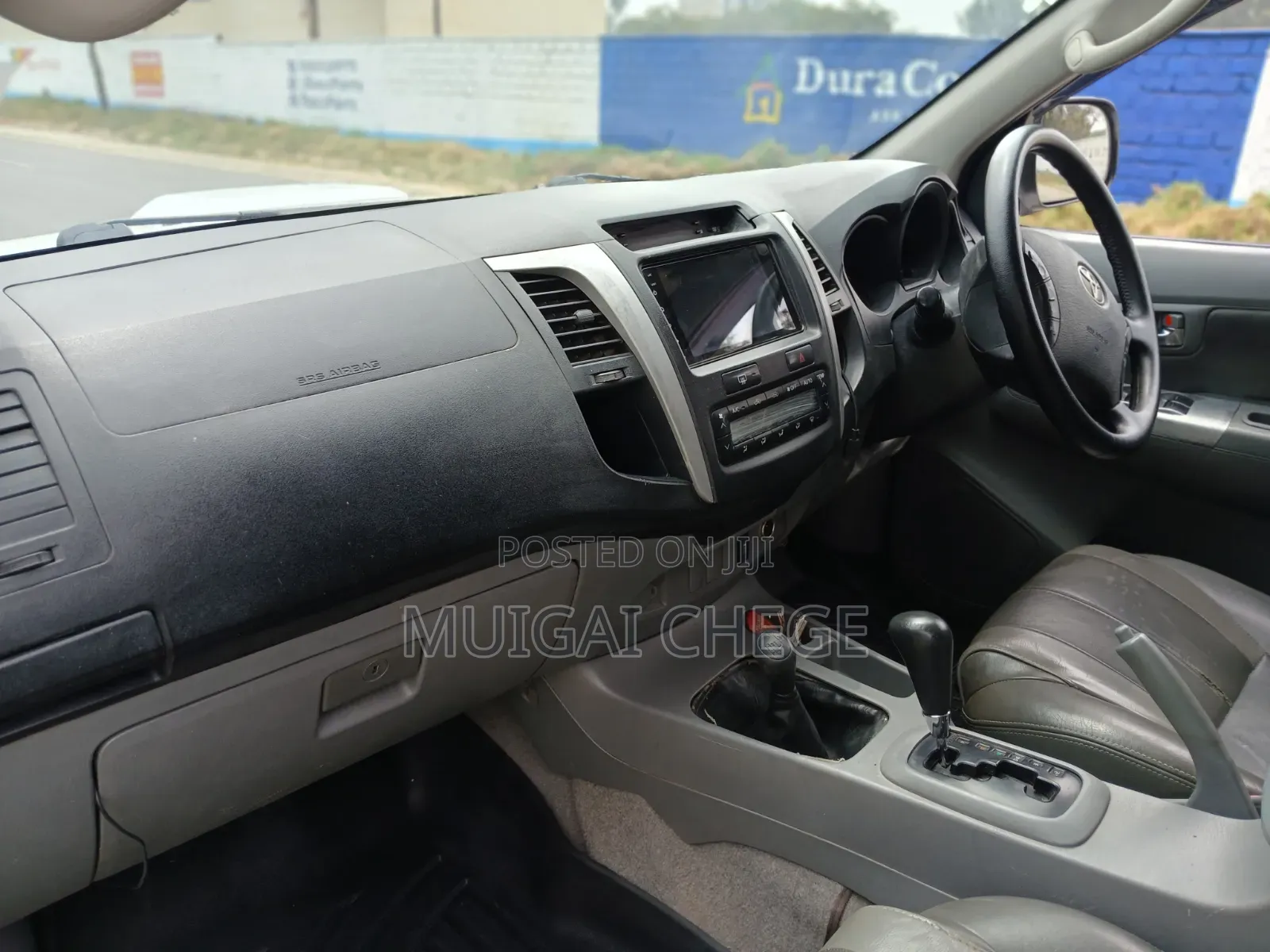 Toyota Hilux 2012 White