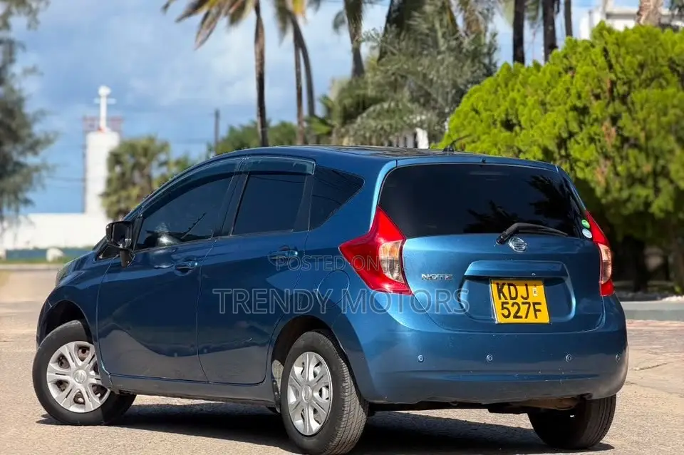 Nissan Note 2015 Blue