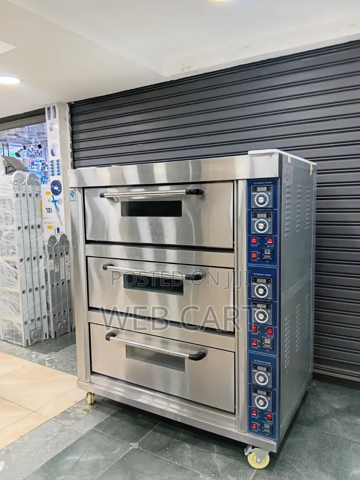 Heavy-Duty 3 Deck 6 Tray Baking Oven