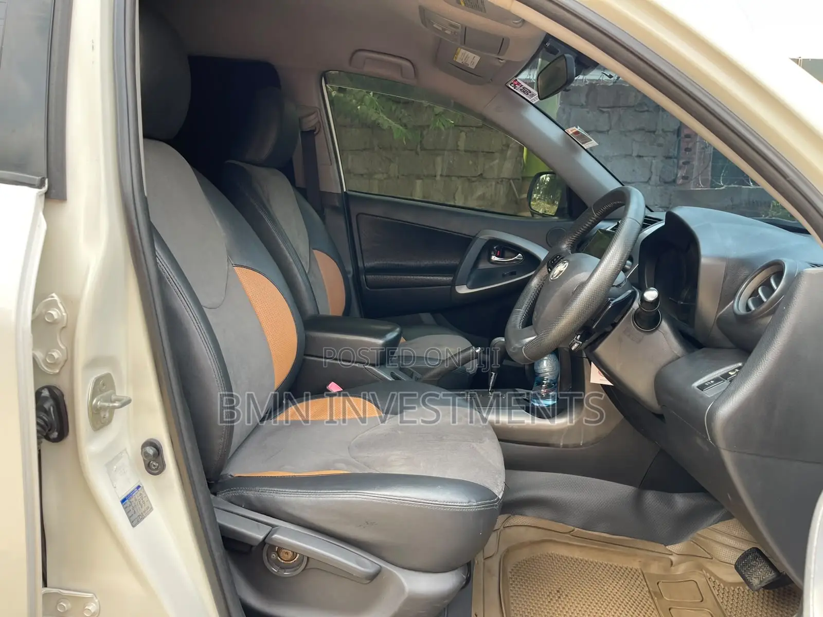 Toyota Vanguard 2012 White