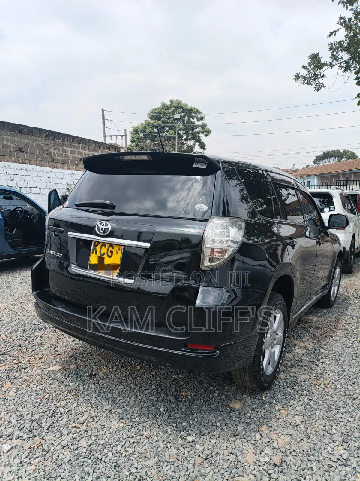 Toyota Vanguard 2010 Black