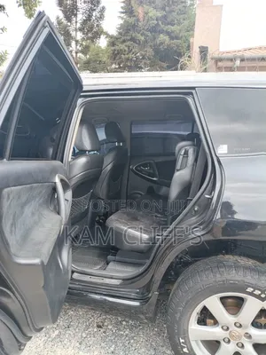 Toyota Vanguard 2010 Black