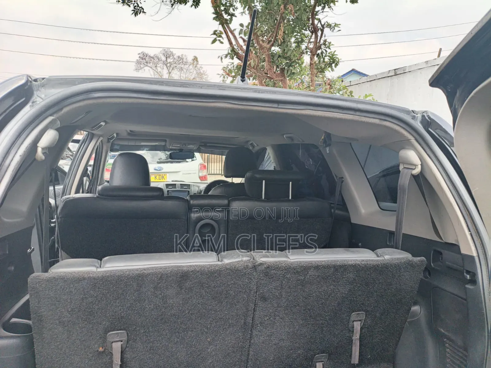 Toyota Vanguard 2010 Black