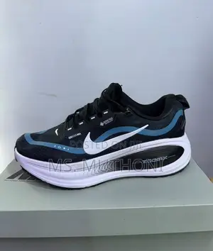 Nike ZoomX Vomero Plus / Invincible Shield Styles: 38-45