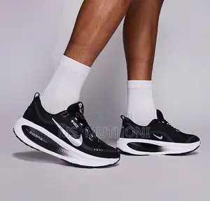 Nike ZoomX Vomero Plus / Invincible Shield Styles: 38-45