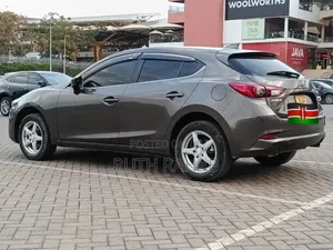 Mazda Axela 2016 Gray