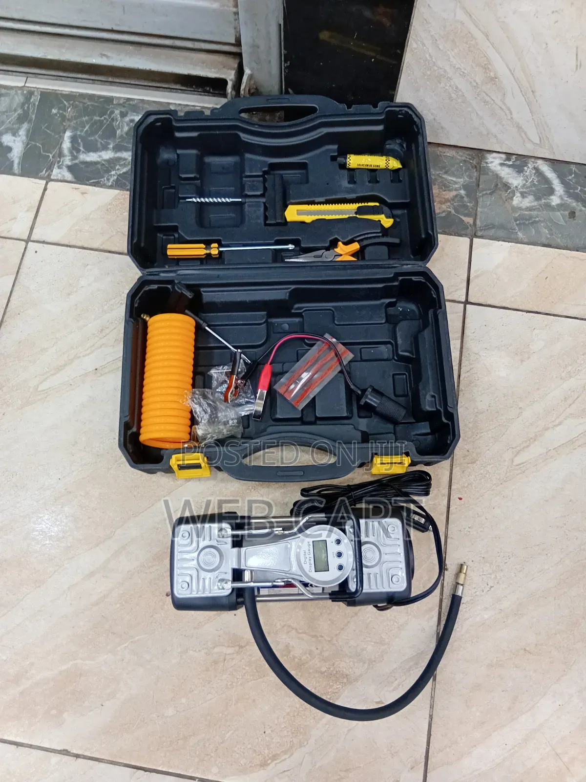 12V Dual Cylinder Digital Air Compressor Tyre Inflator Kit