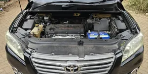Toyota Vanguard 2010 Black