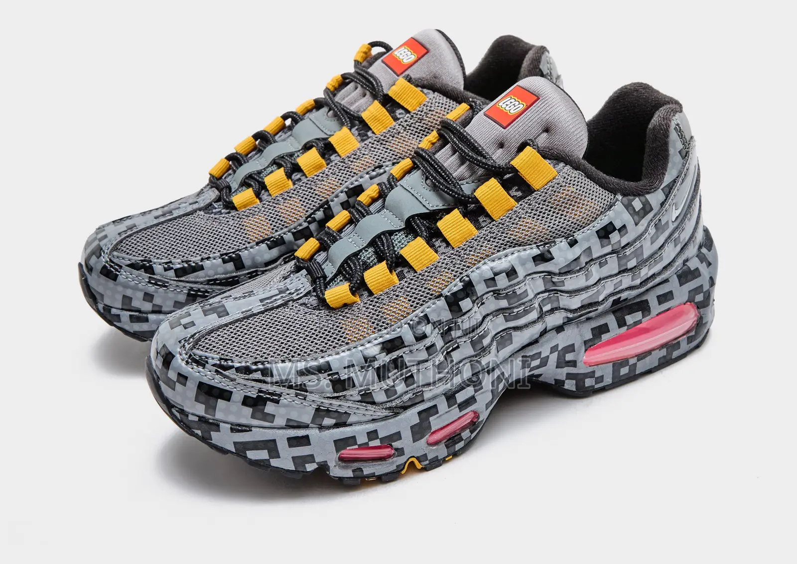 The LEGO X Nike Air Max 95 "Pixel Brick" (IO4799-001)