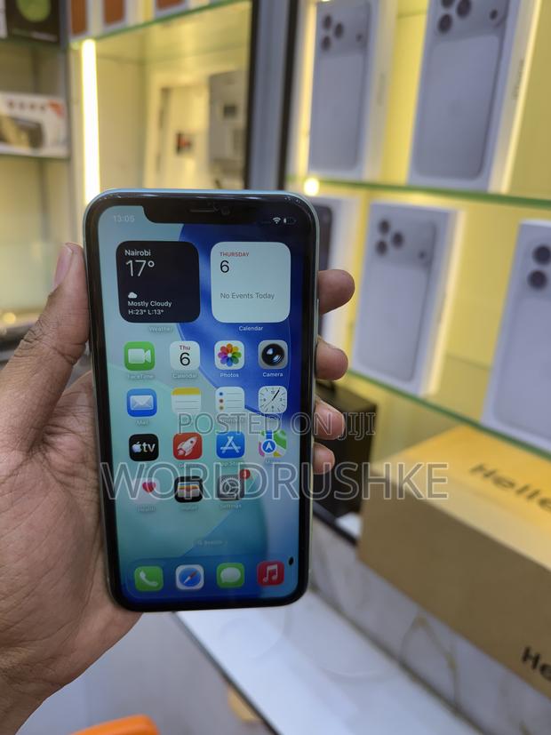 Apple iPhone 11 64 GB Green - thumbnail 5