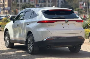 Toyota Harrier 2020 White