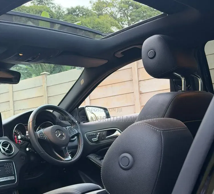 Mercedes-Benz GLA-Class 2019 Black