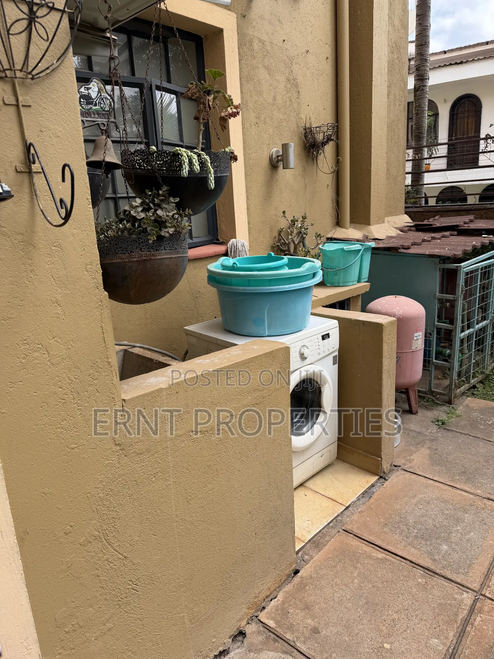 Furnished 1bdrm Apartment in Riverside Drive for rent