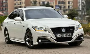 Toyota Crown 2020 White