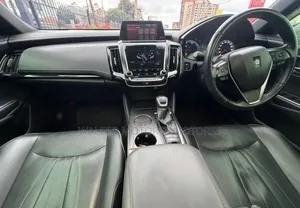 Toyota Crown 2020 White