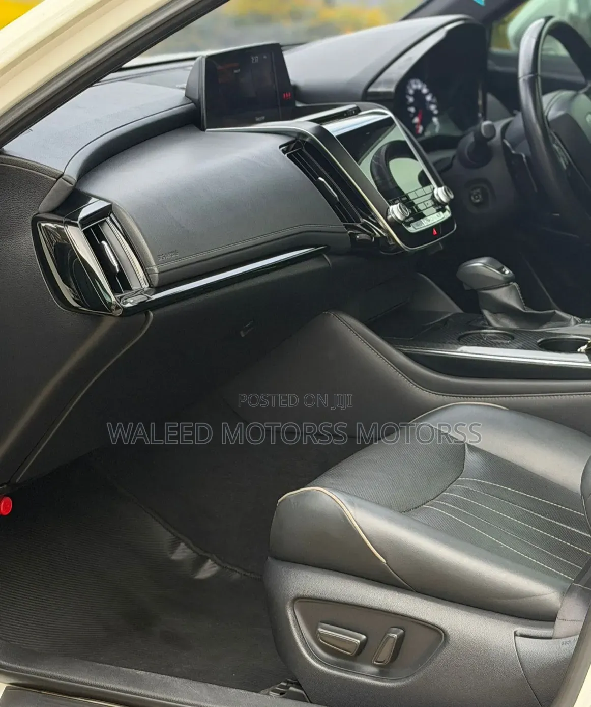 Toyota Crown 2020 White