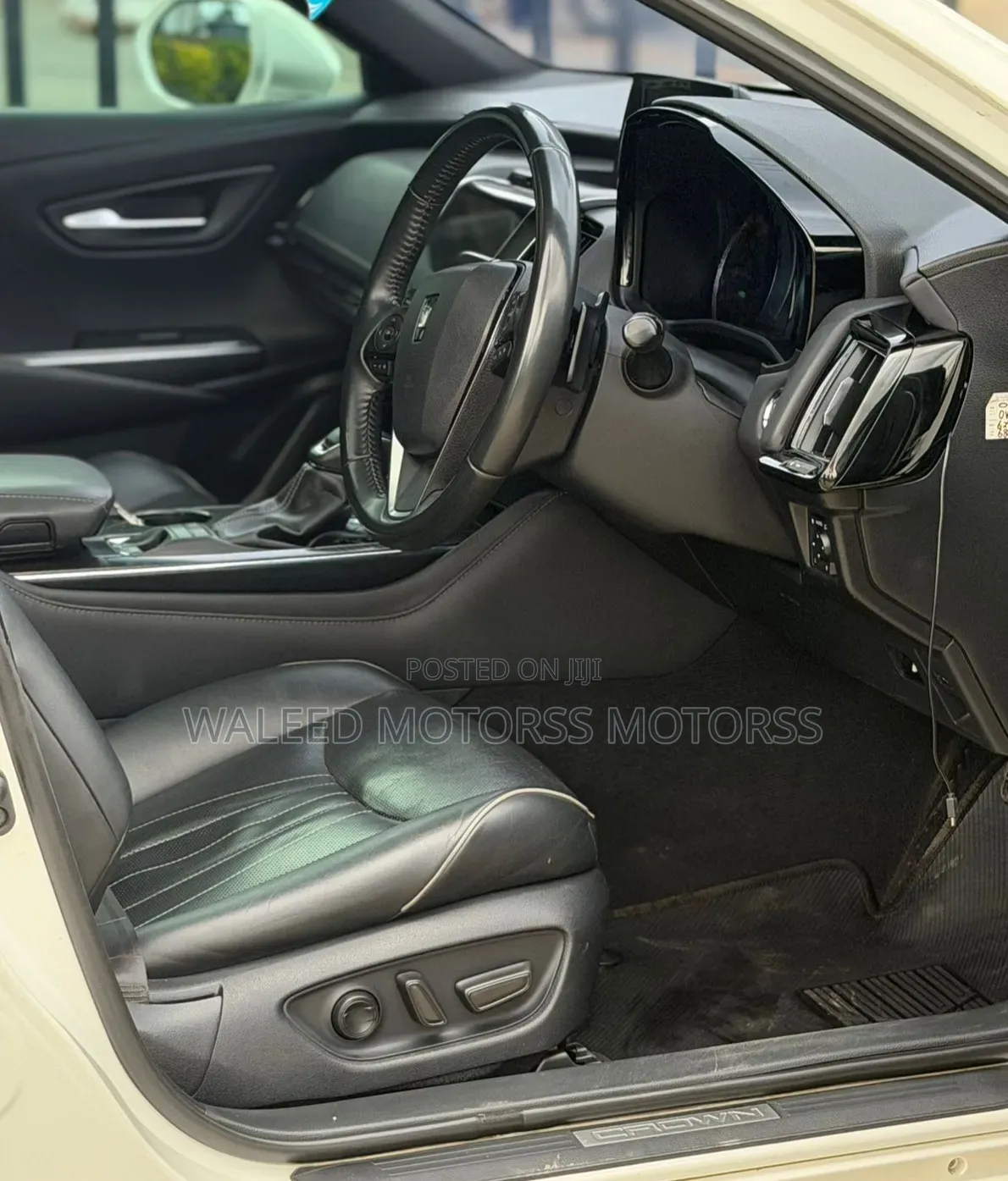 Toyota Crown 2020 White