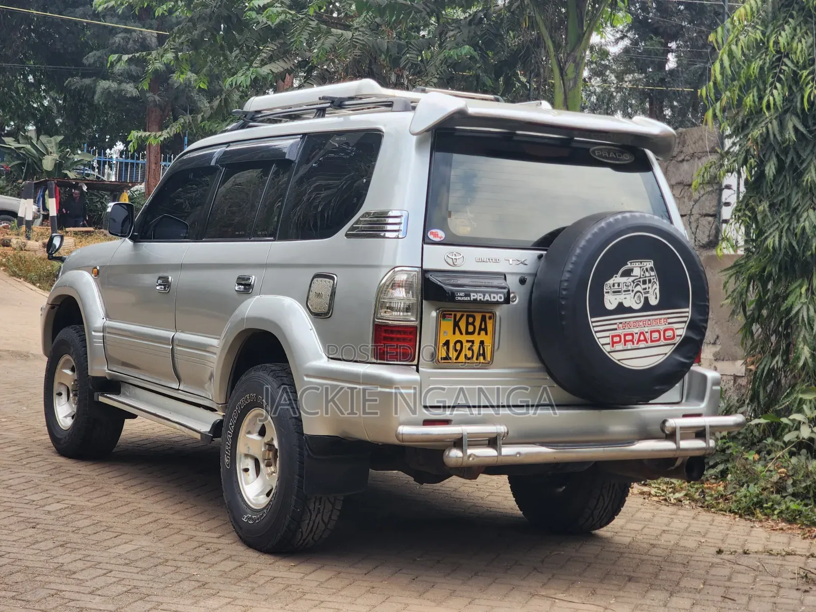 Toyota Land Cruiser Prado 2000 Silver