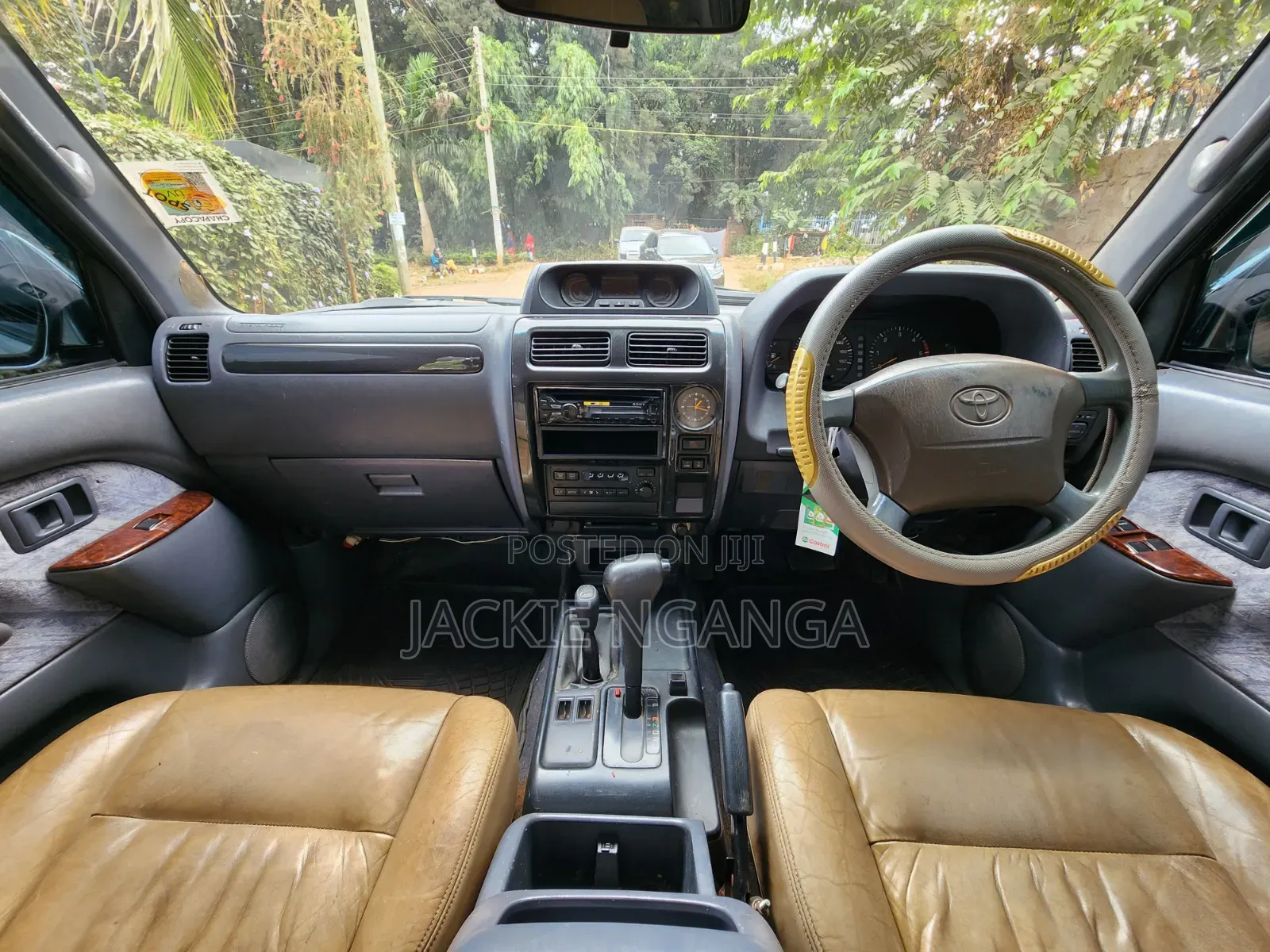 Toyota Land Cruiser Prado 2000 Silver