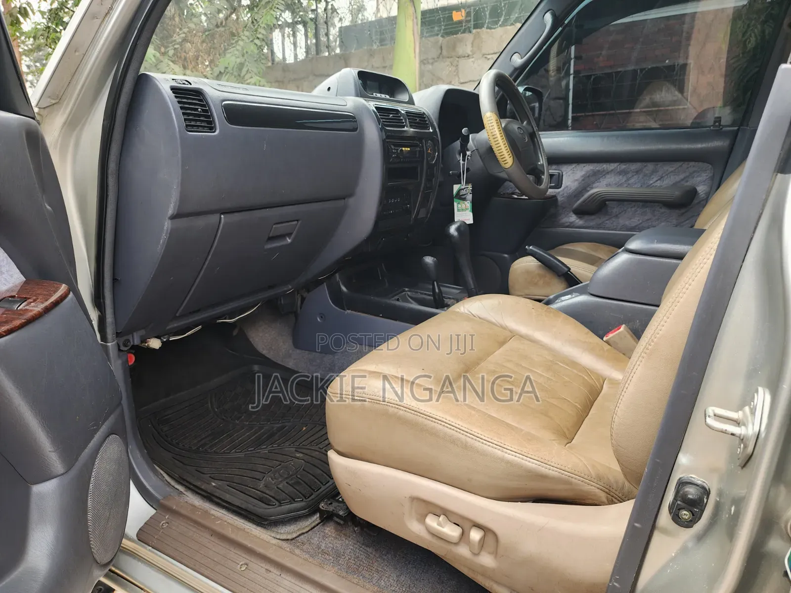 Toyota Land Cruiser Prado 2000 Silver
