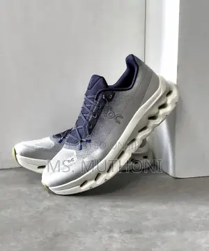 The on Running Cloudtilt in Midnight Ivory Size 39-45