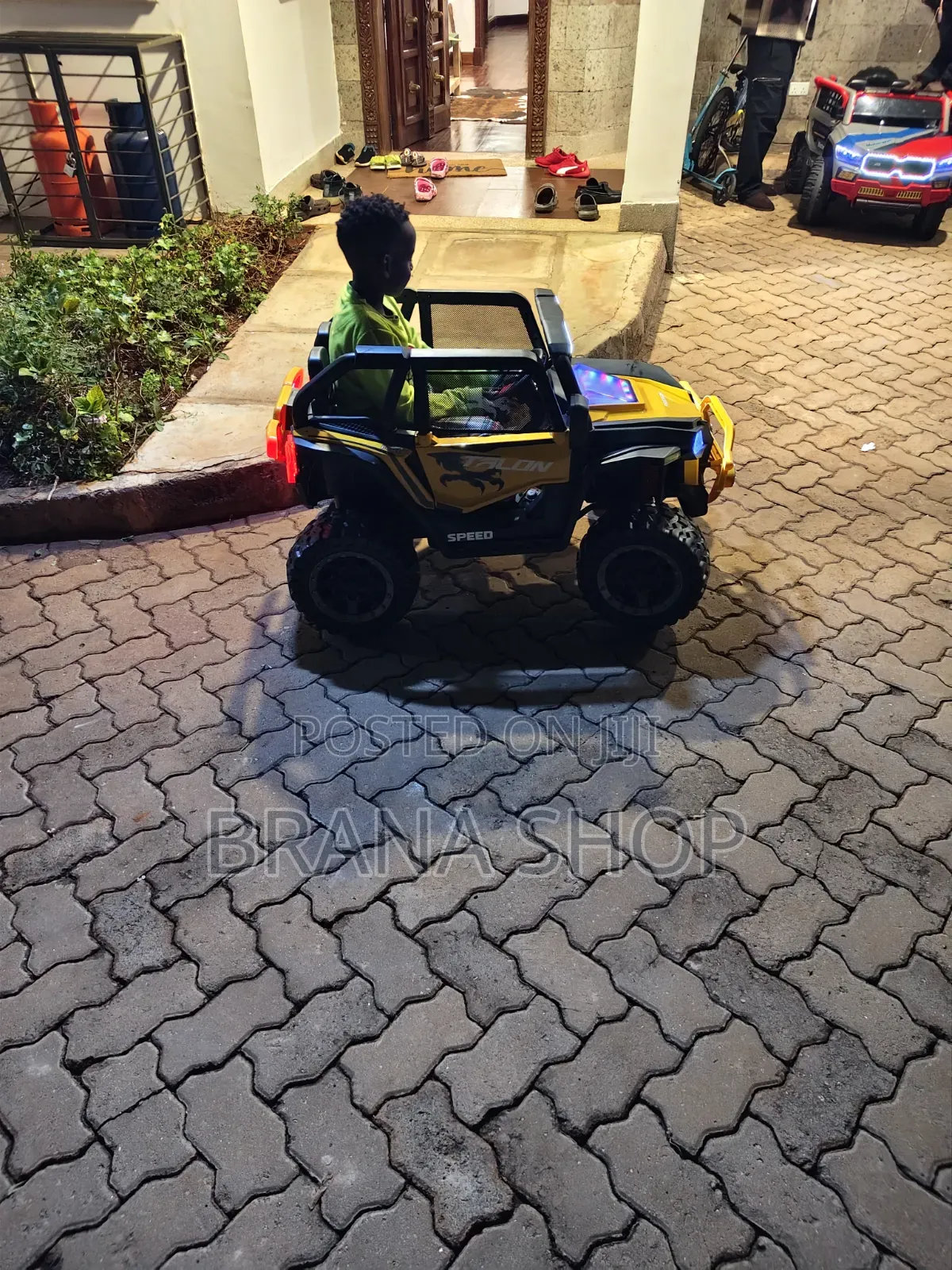 Electric Jeep – Rechargeable Ride-on SUV With LED Lights Music