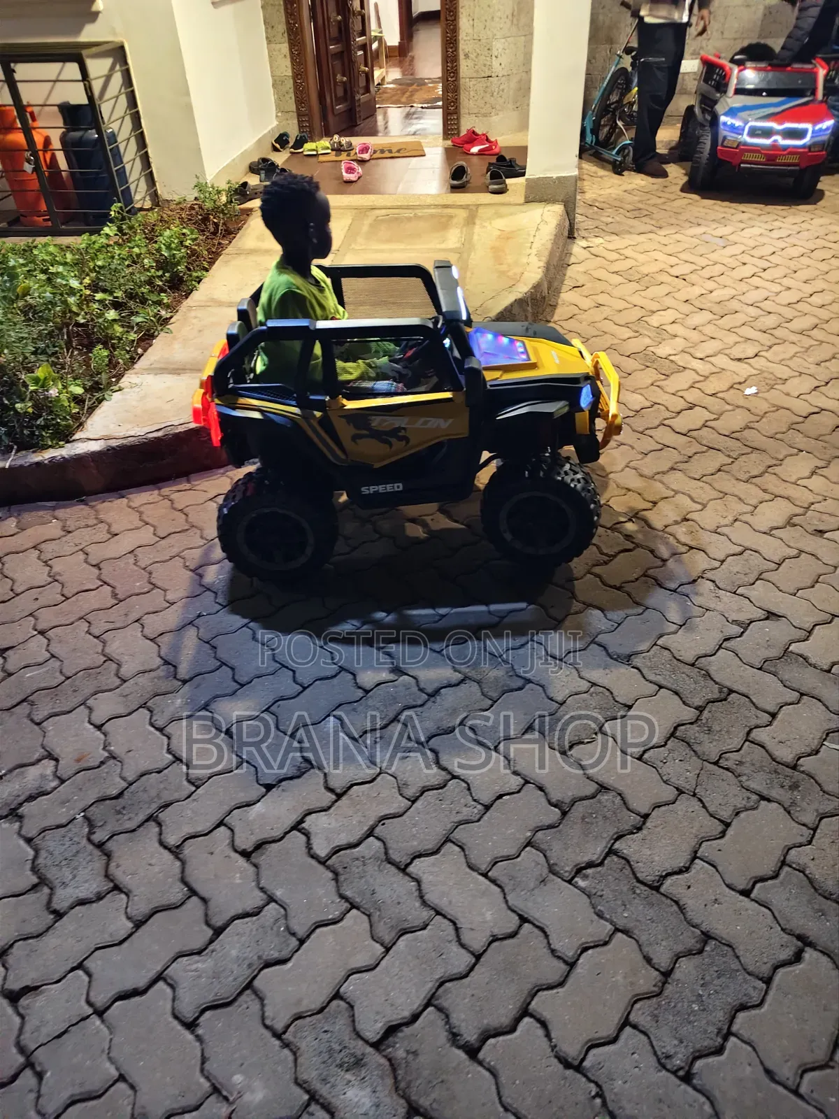 Electric Jeep – Rechargeable Ride-on SUV With LED Lights Music