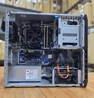 Desktop Computer HP Z2 16GB Intel Core i5 HDD+SSD 2T