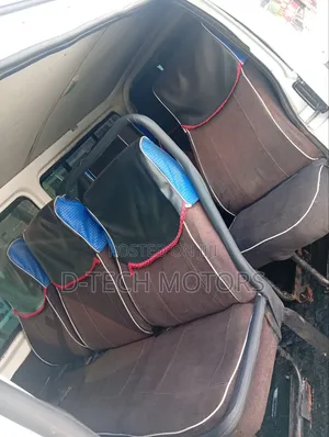 Toyota HiAce 2012 White