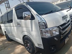 Toyota HiAce 2012 White