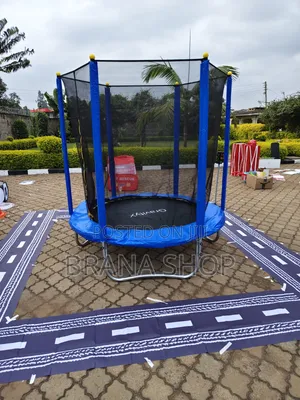 6FT Trampoline With Safety Net – Compact Outdoor Jumper for Kids